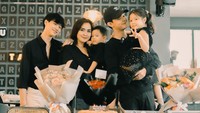 Natalie Margareth namanya moncer pada tahun 2000-an. Prince mengaku mau menjadi artis karena melihat sang bunda. Foto: dok. Instagram Natalie Margareth