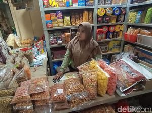 Pedagang Kue di Pasar Bitingan Kudus Raup Cuan Rp 1 Juta Sehari saat Ramadan