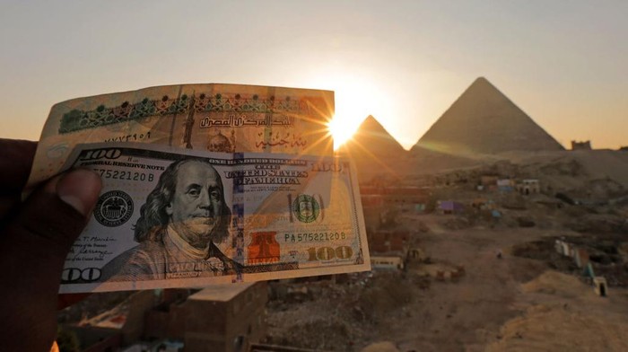 Penampakan Pound Mesir yang Lagi Ambles Bles Bles Bles Pound Mesir saat ini menempati peringkat sebagai mata uang dengan kinerja terburuk keenam sejak 1 Januari.