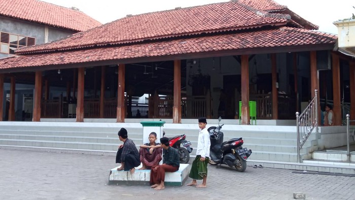 Pondok Pesantren Buntet Cirebon