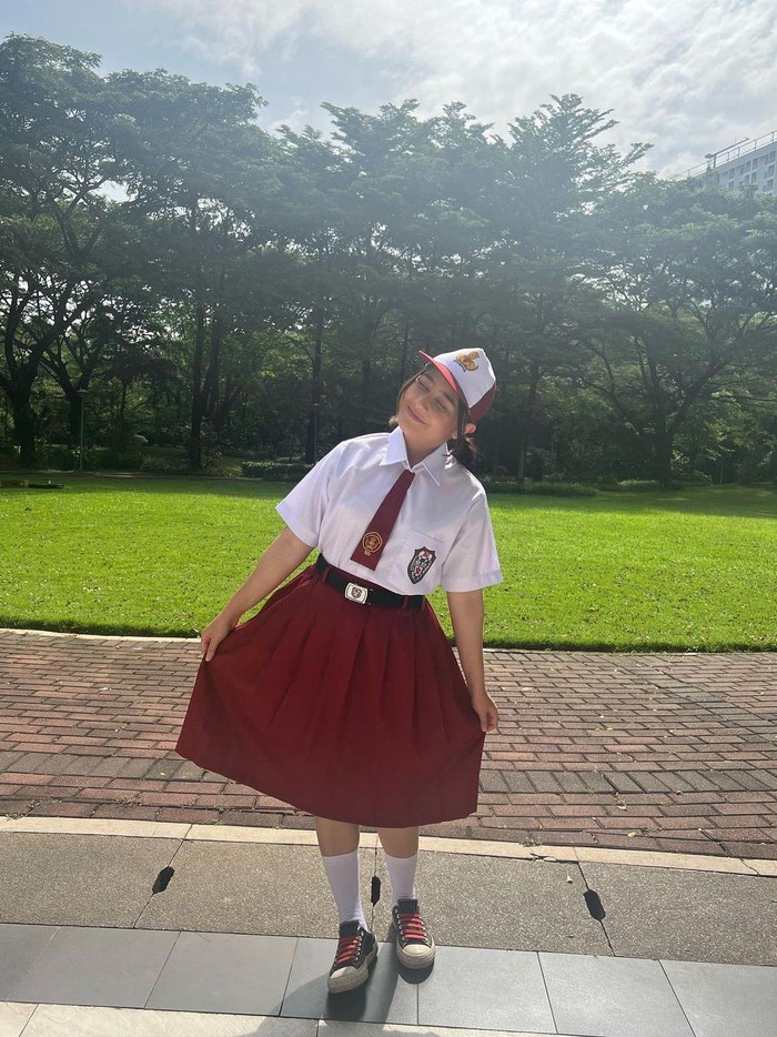 Prilly Latuconsina jadi anak SD.