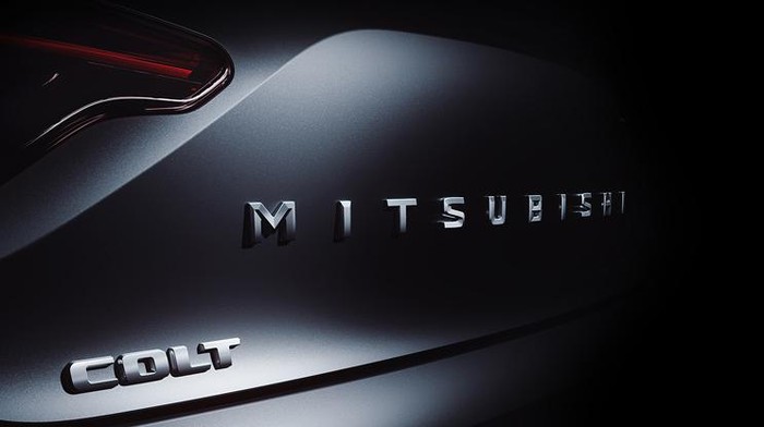 Teaser Mitsubishi Colt
