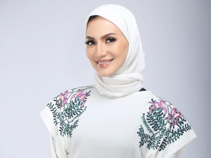 wanda hamidah