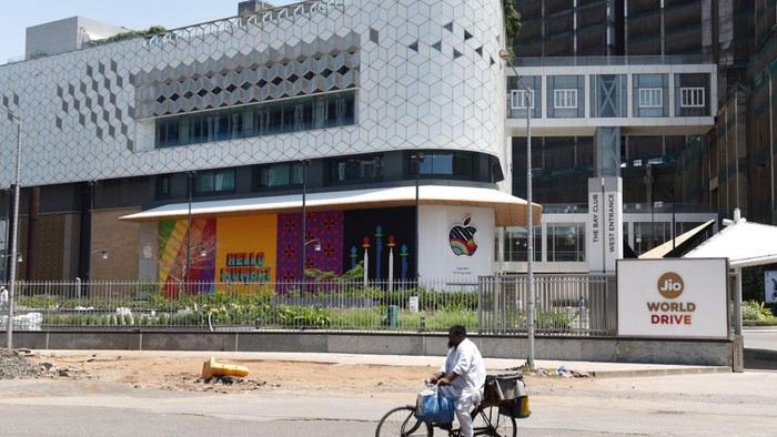 An Apple Inc. store ahead of its opening in the Jio World Drive shopping center at Bandra Kurla Complex in Mumbai, India, on April 5, 2023. Apple Inc. is set to open its first official retail store in India soon, a landmark move for the iPhone maker which is placing big bets on the South Asian nation for everything from manufacturing to sales. Photographer: Indranil Aditya/Bloomberg via Getty Images