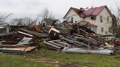 AS Kembali Diamuk Tornado, Rumah Hancur hingga 5 Orang Tewas