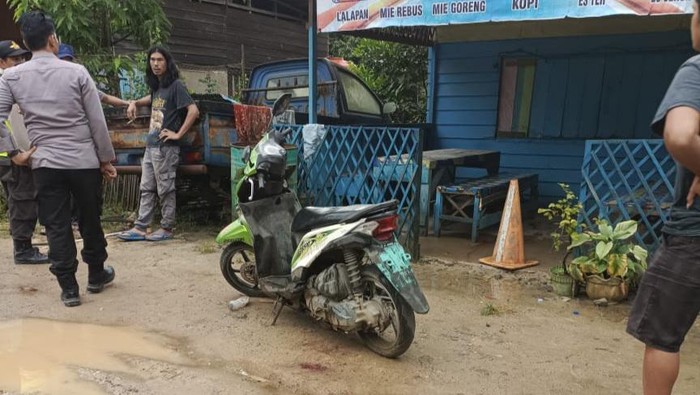 Lokasi pembacokan yang menewaskan HE (32) warga Kubar, Kaltim pada Kamis (6/4/2023).