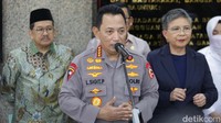 Kapolri Jenderal Listyo Sigit Prabowo mengatakan personel Polri siap mengamankan arus mudik dan balik Lebaran 2023. Pengamanan itu akan dilakukan dalam Operasi Ketupat. Selain Operasi Ketupat, personel Polri akan melakukan pengamanan atau prakondisi, sehingga total waktu pengamanan hampir sebulan.