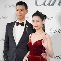 Seperti dikutip dari Oriental Daily, Laurinda Ho yang kini berusia 31 tahun sudah sering ditanya media kapan akan menikah. “Aku akan mengumumkan beberapa kabar baik,” begitu jawabannya pada wartawan.  Foto: Getty Images