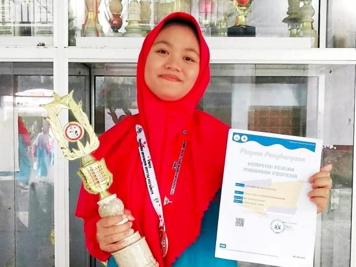 Mahasiswa termuda di Unesa yang lolos jalur SNPB 2023