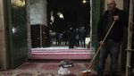Masjid Al-Aqsa Mulai Dibersihkan Usai Serangan Polisi Israel