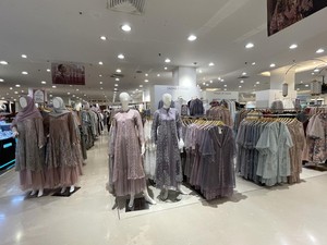 Metro Gelar Late Night Shopping, Diskon Kaftan Hingga Baju Koko