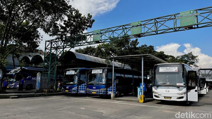 Penampakan Terminal Leuwipanjang Kota Bandung