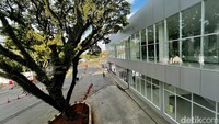 Leuwipanjang memang terkenal sebagai terminal dengan penampilan yang bersih dan mewah bak bandara atau mall.