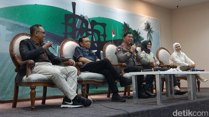 Polri akan patroli ke rumah-rumah warga yang ditinggalkan mudik lebaran guna mencegah maling beraksi ke rumah-rumah warga yang kosong ditinggal mudik. (Anggi M/detikcom)