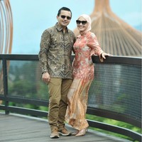 Semenjak sudah mempublikasikan hubungannya, Sahrul dan Dine jadi semakin sering mengunggah momen-momen mesra kebersamaan mereka. Foto: Instagram/@sahrulgunawanofficial