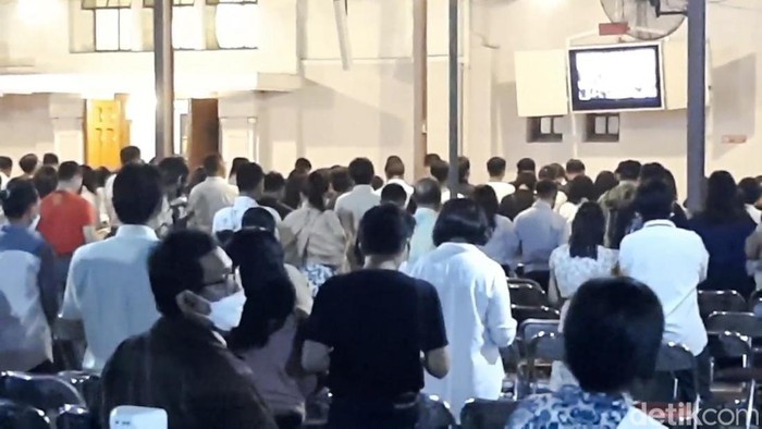 Suasana ibadha Kamis Putih di Gereja Santo Ignatius Cimahi, Kamis (6/4/2023).