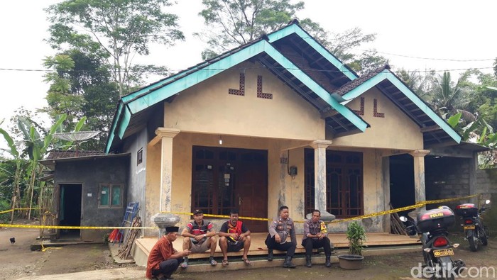 TKP Rumah Jumiyem wanita yang ditemukan tewas bersimbah darah di Cepogo, Boyolali, Kamis (6/4/2023),
