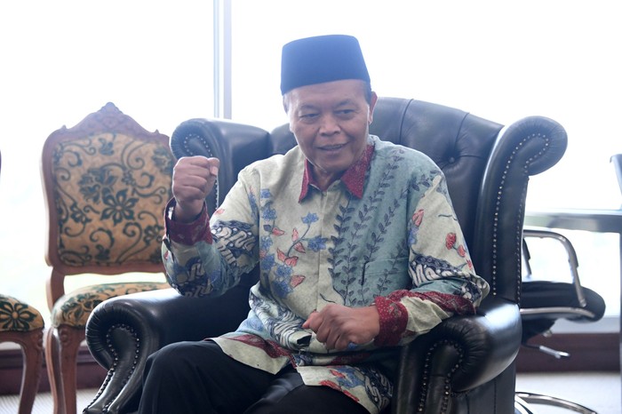 Wakil Ketua MPR RI Hidayat Nur Wahid (HNW)
