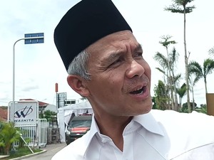Sindiran Amien Rais soal Elektabilitas Nyungsep Dibalas Tawa Ganjar