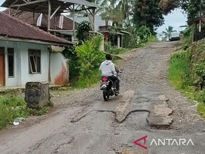 Curug Citambur Viral, Jalan Rusak akan Diperbaiki Pemkab Cianjur