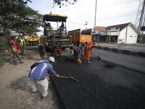 Pengin Tahu Biaya Perbaikan Jalan Pantura Jawa? Nih Rinciannya