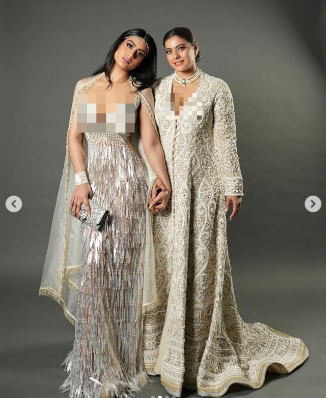 Nysa Devgan merupakan putri pertama Kajol dan sutradara Ajay Devgan. Nysa yang lahir pada 20 April 2003 kini telah berusia 20 tahun. Anak artis lulusan sekolah di Singapura itu saat ini belum terjun ke dunia akting seperti sang ibu. Foto: Dok. Getty Images, Instagram @Aastha Sharma