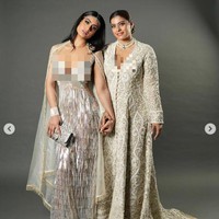 Nysa Devgan merupakan putri pertama Kajol dan sutradara Ajay Devgan. Nysa yang lahir pada 20 April 2003 kini telah berusia 20 tahun. Anak artis lulusan sekolah di Singapura itu saat ini belum terjun ke dunia akting seperti sang ibu. Foto: Dok. Getty Images, Instagram @Aastha Sharma