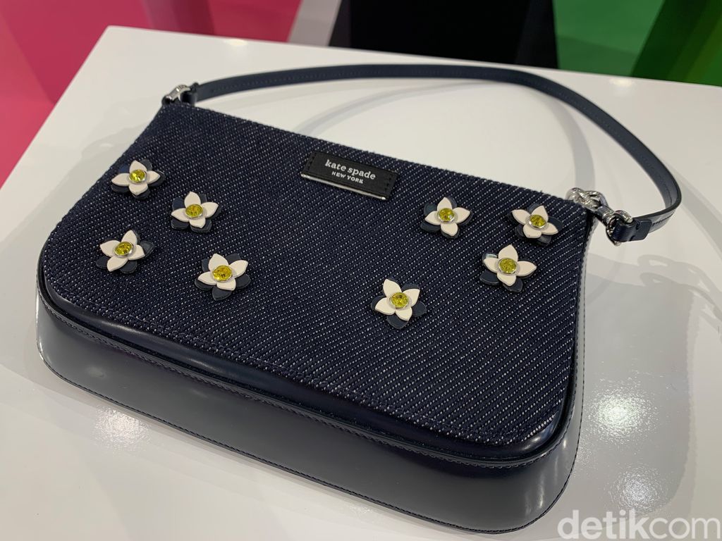 Kate Spade Buka Pop Up Store di Indonesia, Pamer Koleksi Terinspirasi Hujan