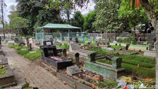 makam di kota malang