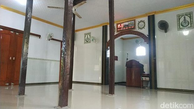 masjid tiban pacitan
