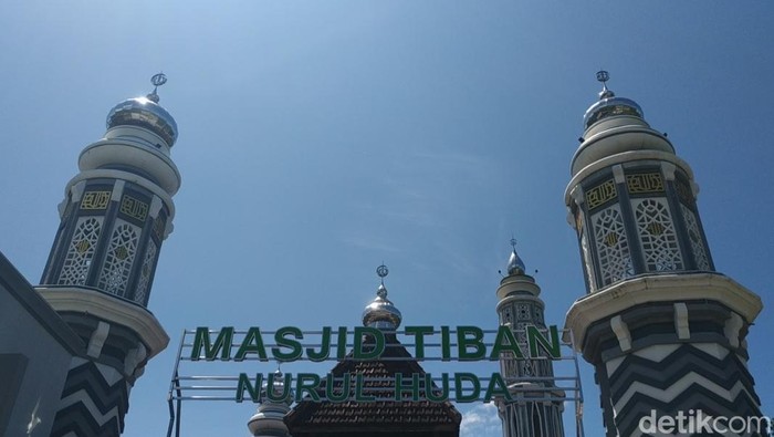masjid tiban pacitan
