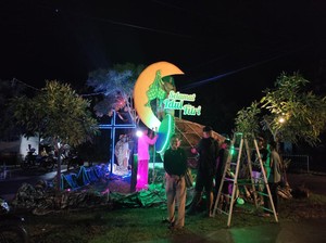 Salib dan Bedug Ramadan Simbol Toleransi di Kupang