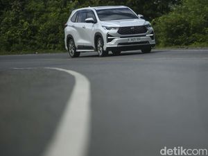 Baru Mau Beli Kijang Innova? Segini Harganya Sekarang