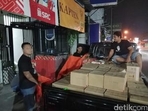 Polisi Gerebek Toko di Jombang, 1.010 Botol Miras Berbagai Merek Disita