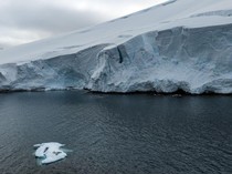 Peta Baru Ungkap Dunia Rahasia di Bawah Es Antartika: Ada 30 Ribu Lembah-Bukit