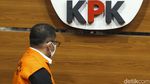 Fix Tersangka! Bupati Meranti Langsung Berompi Oranye