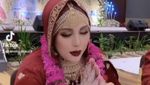 Gaya Makan Mira Hayati, Bos Kosmetik yang Viral Punya Tas Emas