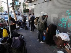 Maraknya Gelandangan di Balik Gemerlap Kota Teknologi Amerika
