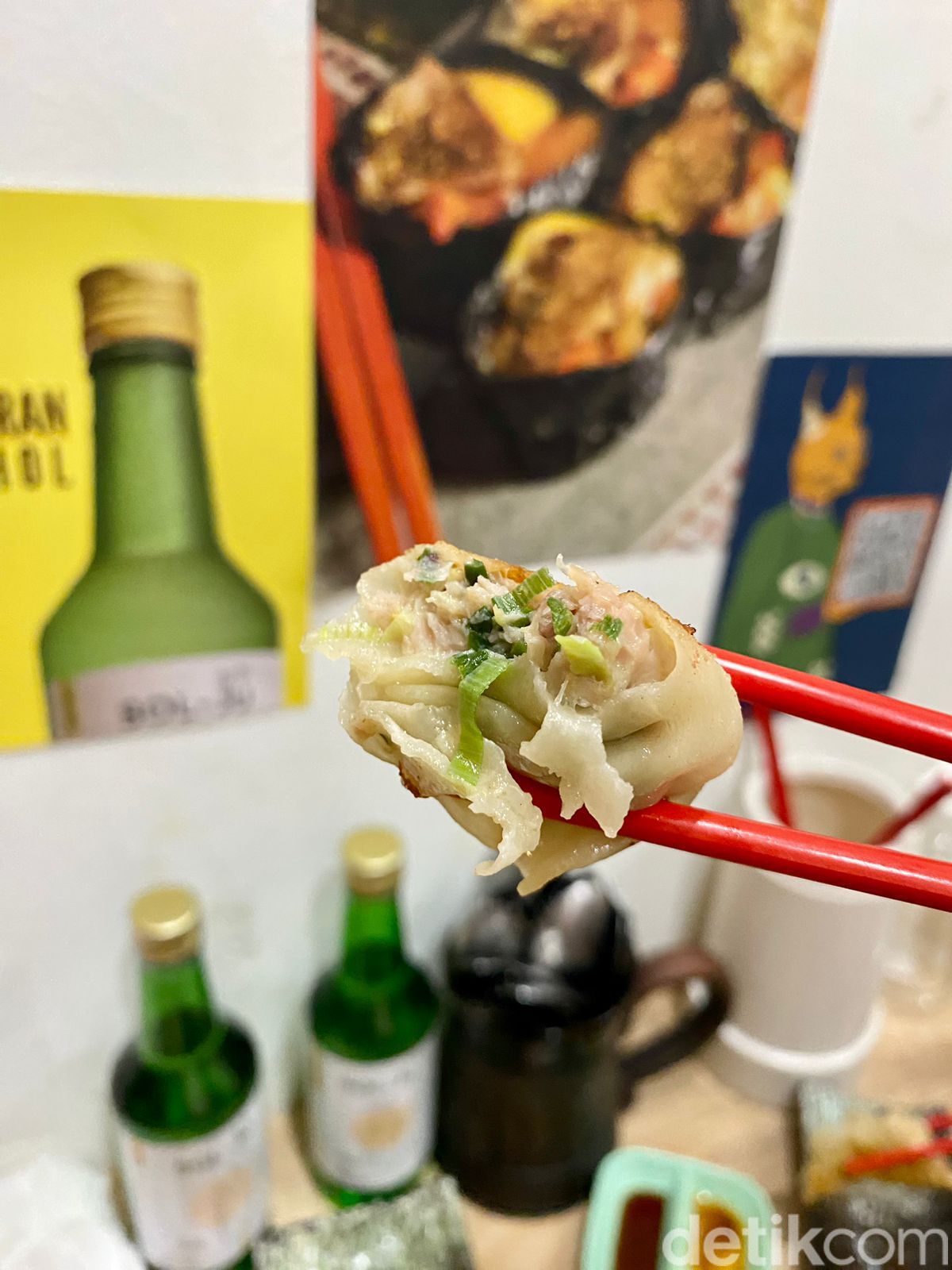 Hits di Pasar Cihapit! Gyoza 'Konklusi' Racikan Chef Asian Food