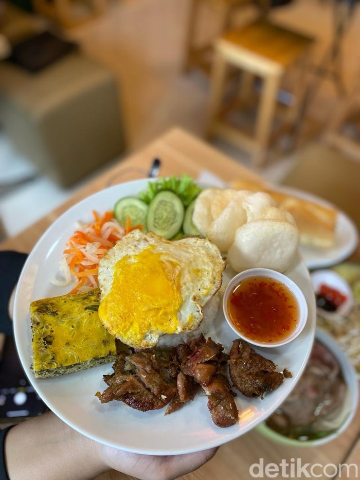 Ini Hidangan Vietnam di Saigon Street Food Tebet yang Sempat Viral