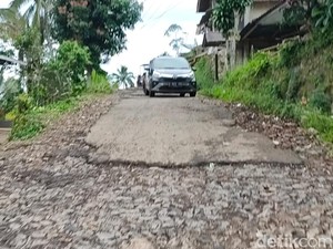 Jalan Menuju Rumah Surga yang Bak Neraka