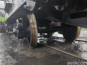 KA BBM Anjlok di Sidoarjo Ganggu 4 Jadwal Kereta Lainnya