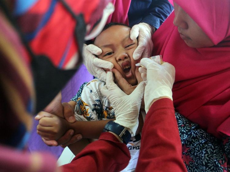 Imunisasi yang Anjlok Jadi Pemicu KLB Polio di Indonesia
