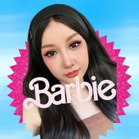 Lucinta Luna mengikut tren edit foto Barbie terinspirasi film Barbie The Movie. Ia pun menyebut dirinya sebagai Barbie Siluman. Foto: Instagram