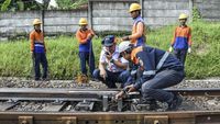 PT KAI Daop 2 Kebut Perbaikan Rel Kereta Jelang Mudik Lebaran