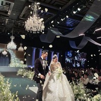 Lee Seung Gi dan Lee Da In telah melangsungkan pernikahan di Grand Intercontinental Seoul Parnas pada Jumat (7/4/2023). Foto: Instagram