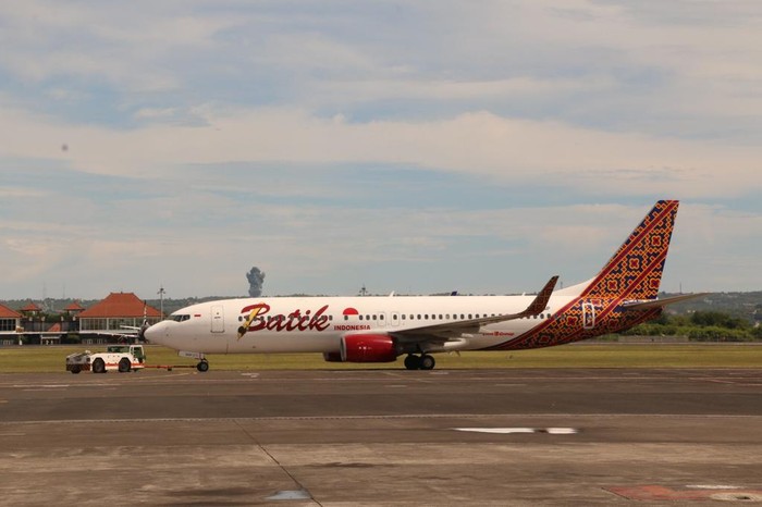 Pesawat Batik Air rute Denpasar-Singapura resmi beroperasi, Jumat (7/4/2023).
