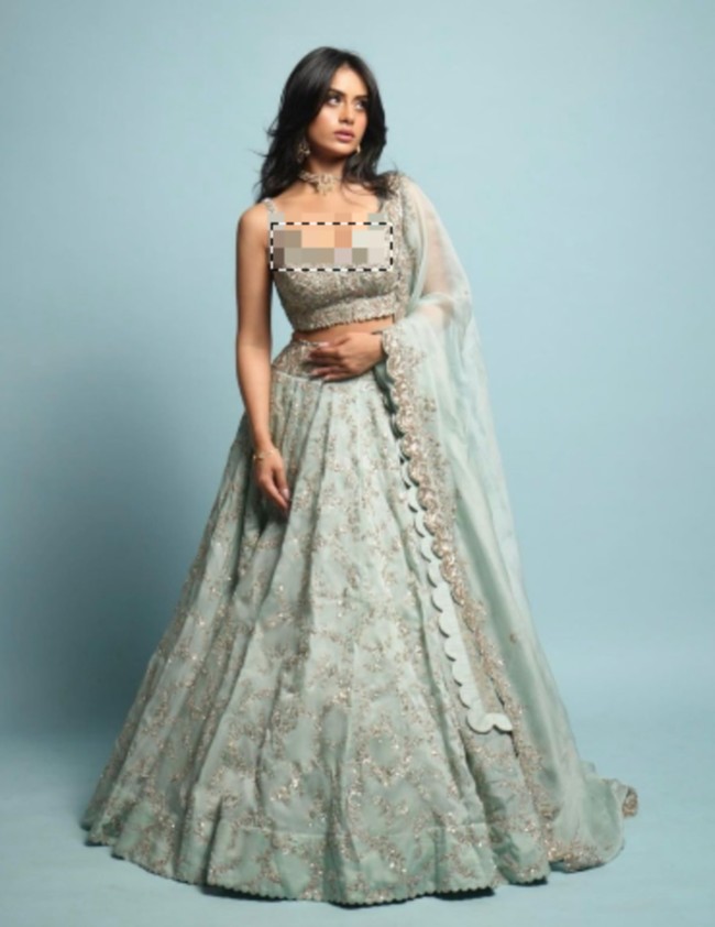 Memiliki ibu seorang aktris dan ayah berprofesi sebagai sutradara, akankah Nysa terjun ke dunia akting? Dalam sebuah wawancara, Ajay Devgn mengatakan putrinya belum menunjukkan ketertarikan untuk mengikuti jejaknya atau Kajol. “Tapi apapun bisa berubah,” kata Ajay. Foto: Dok. Instagram @nysadevganx