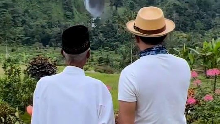 Ridwan Kamil dan Abah Jajang.
