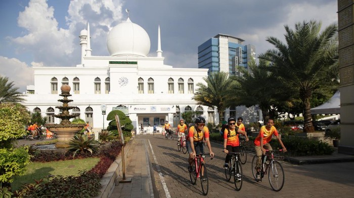 Serunya Ngabuburit Sambil Olahraga di Bulan Ramadan Serunya Ngabuburit Sambil Olahraga di Bulan Ramadan